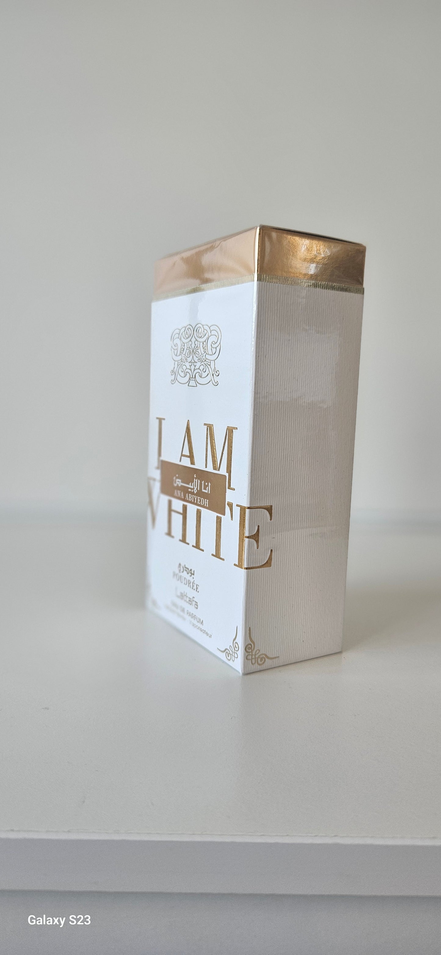 dames parfum ana abiyedh, poudree